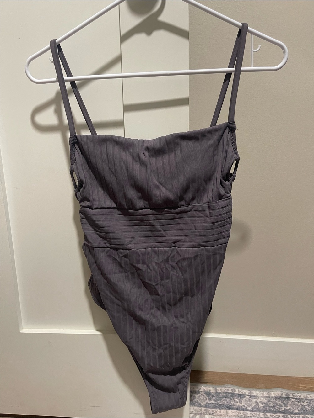Shade & Shore Ribbed One-Piece Swimsuit in Charcoal